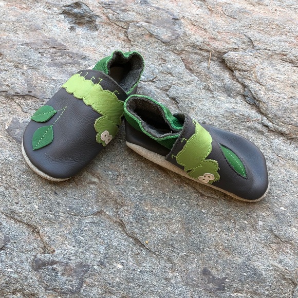 Bobux caterpillar crib shoes - Picture 2 of 3